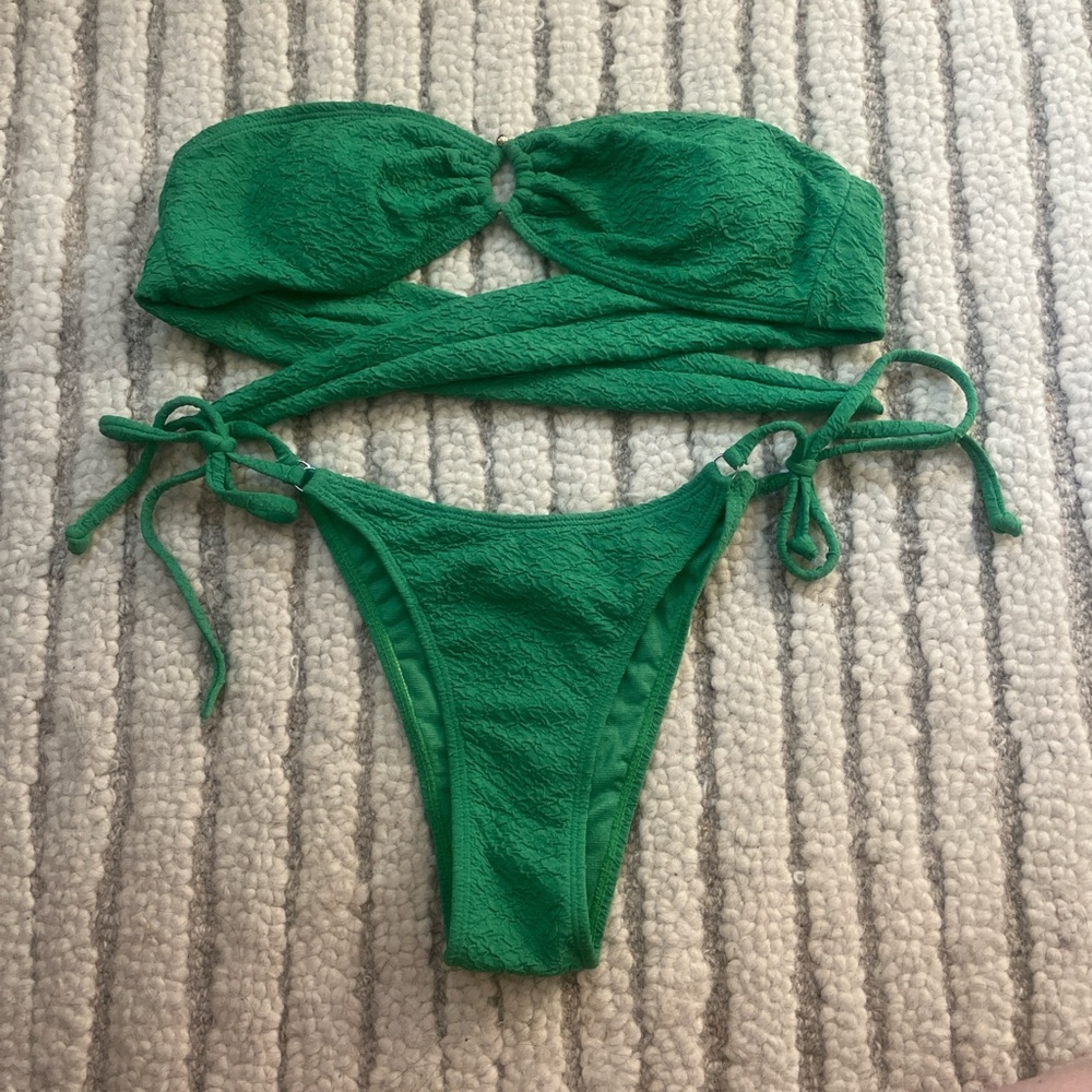 SHEIN strapless bikini